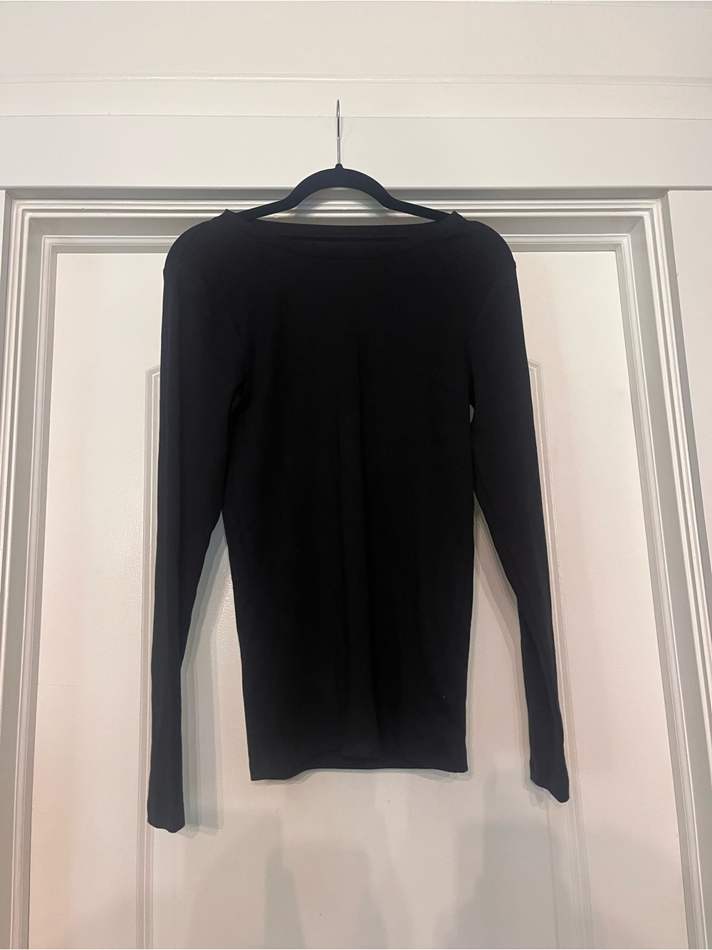 GAP Black Long Sleeve Crewneck Top